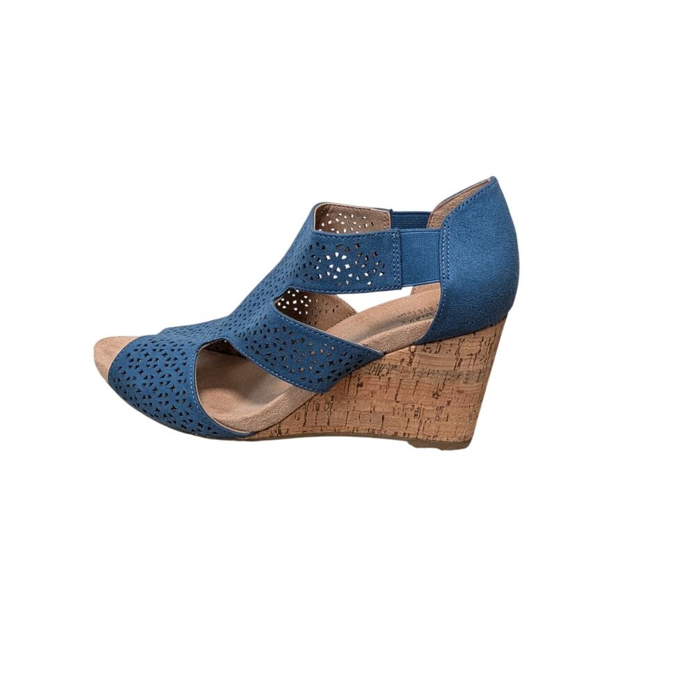 Lifestride HEIDI women's sandals/heels size, 9  LIGHT BLUE; chunky Cork Heel